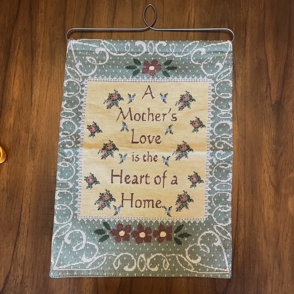 Brocade Tapestry Wire Hanging Gift "A Mother's Love Is The Heart Of The Home"